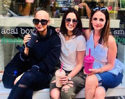 Sonali Bendre, Suzanne Khan - Gayathri Oberoi.