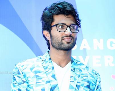Tired & Happy, Vijay Deverakonda Going Solo
