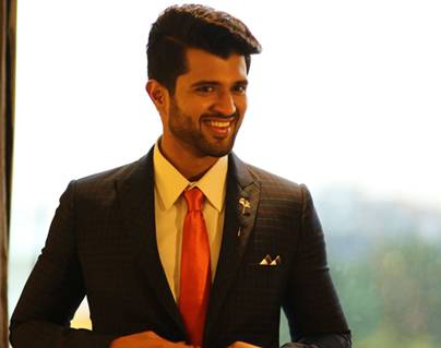 Vijay Devarakonda's Take on Hosting Next Big Boss