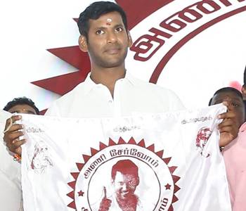 Vishal-Converts-Fans-Club-for-Political--Entry