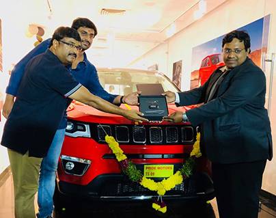 Wedding & Jeep Car Gift for Rx 100 Director