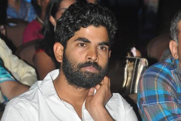 While-Rajamouli-is-mum,-Son-advancing-on-RRR