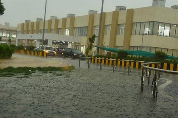 andhra-pradesh-secretariat-amaravati-rainwater-seeps