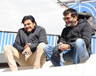 paruchuri brothers comments on Agnyaathavaasi-