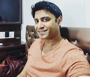 Pic Talk: Akkineni Hero Revealed the Secretive Look?