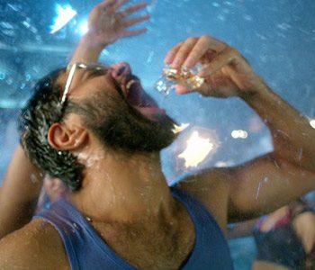 Drunk-Vijay-Deverakonda--Parties-Hard