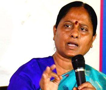 Konda Surekha Eyeing BJP or BSP?