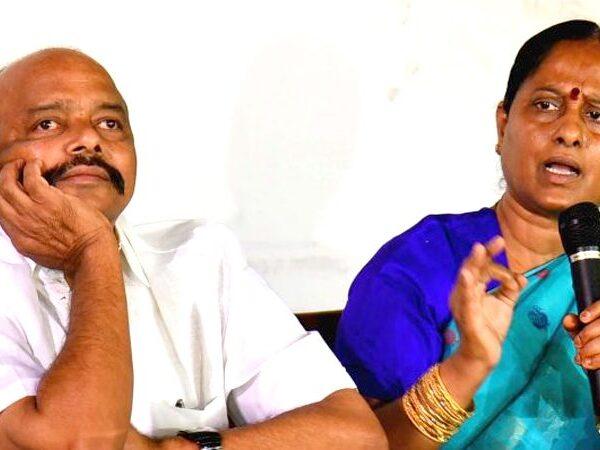 Konda Surekha Eyeing BJP or BSP?