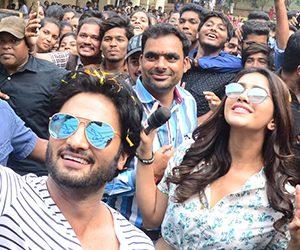 Nannu Dochukunduvate Movie Team at Vaagdevi College