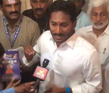 Prabodhananda-Swami--BJP-YS-Jagan