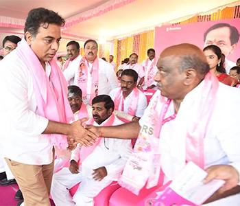 TRS MLAs worried about snap polls
