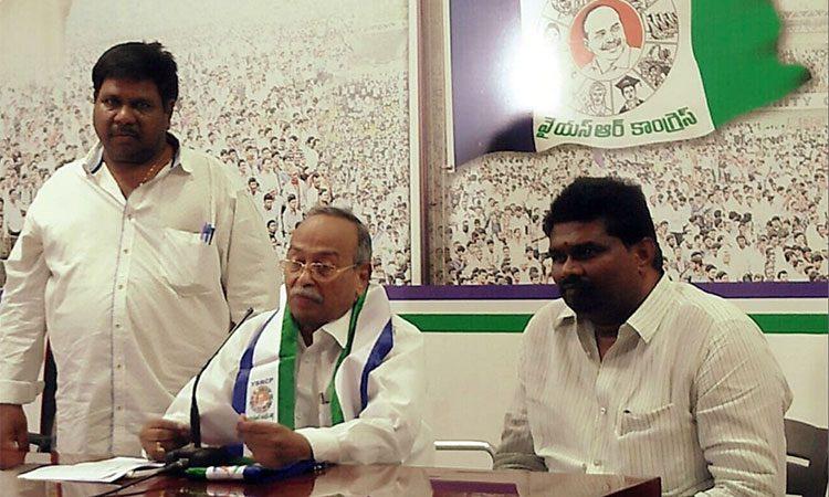 Vasantha Nageswara Rao apology about phone call