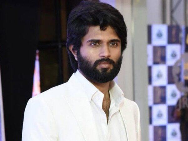 Vijay-Deverakonda-Clarifies--Remuneration-Hike-Reports