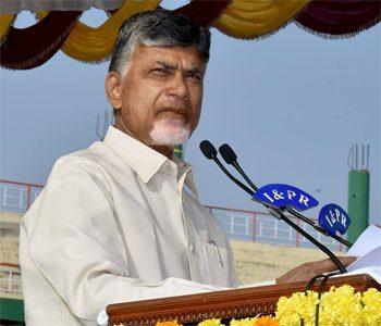 Chandrababu Naidu Lambasts Narendra Modi In A Press Conference At Delhi