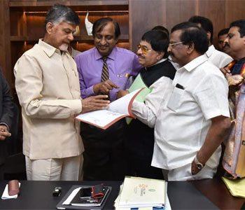 Chandrababu Naidu special package for low budget movies