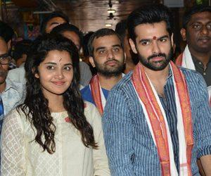 Hello Guru Prema Kosame Movie Team at Kanaka Durga Temple, Vijayawada