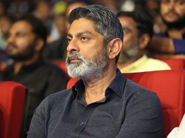 Jagapathi-Babu-on-Coming-Elections