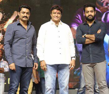 Jr-NTR-Balakrishna-Kalyan-ram-at---Aravinda-Sametha