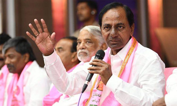 KCR concentrating more on chandrababu naidu than elections