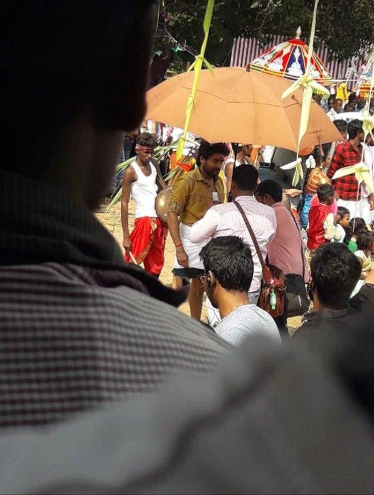 KV -Anand-Suriya movie - leaked pics-