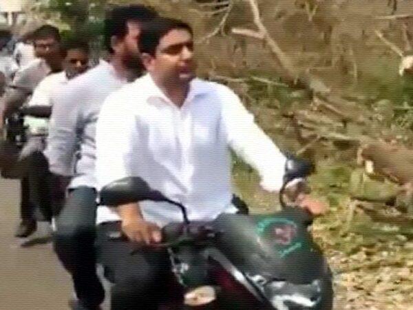 Nara Lokesh visited Cyclone Titli effected areas on bike