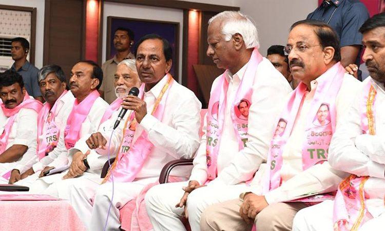 Relaxed KCR Worries Mahakutami--