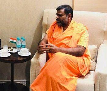 Swamy Paripoornanda Meets BJP Top Brass in Delhi