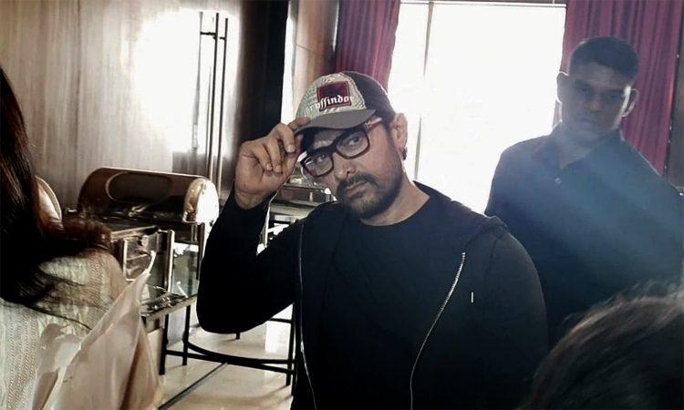 Aamir Khan apologize to fans