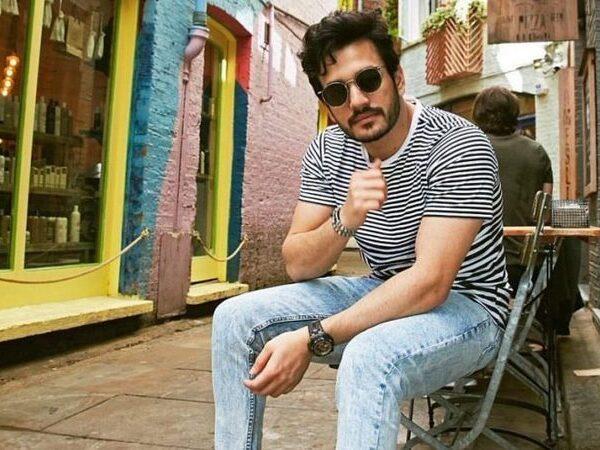 Akkineni Akhil Majnu in pogal race