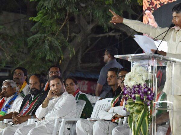Chandrababu-Naidu-and-Rahul-Gandhi-Together.-Will-This-Picture-Haunt-Narendra-Modi-and-Amit-Shah-in-2019