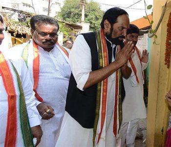 Congress Far Behind TRS in Campaigning