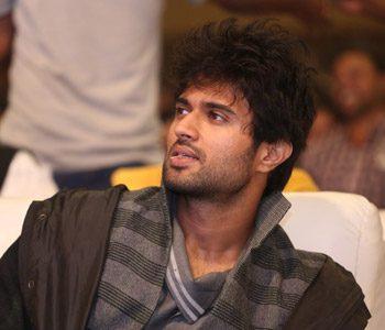Join Me in Showing Middle Finger - Vijay Deverakonda