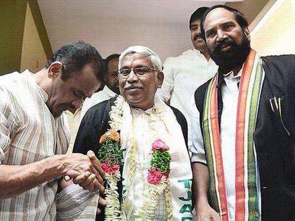 Kodandaram over action with congress party-