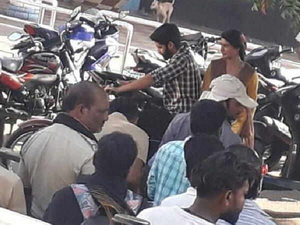 Naga Chaitanya with Samantha on Vizag Roads