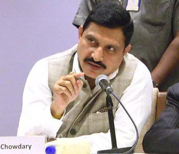 Seven-High-End-Cars-Belonging-Sujana-Chowdary--Seized