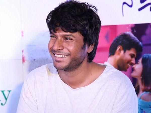 Sundeep Kishan's Sportive Response on Vijay Deverakonda