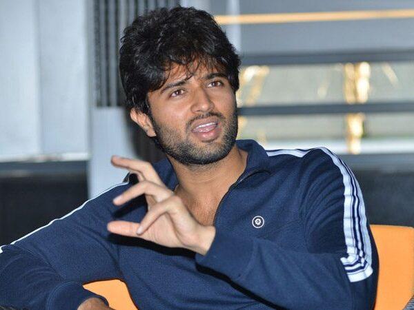 Vijay-Deverakonda--Taxiwala