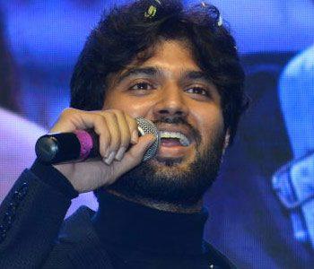 Vijay-DeverakondaTamilRockers