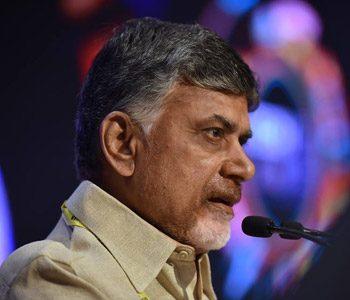 Naidu Takes The Risk While Jagan and Pawan Cools Off