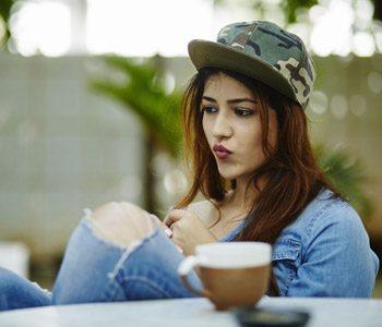 taxiwaala-heroine-priyanka-jawalkar-got-drunk-on--sets