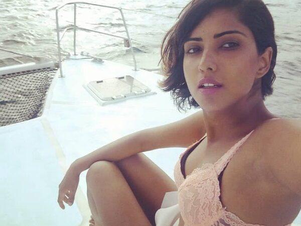 Arjun reddy Hindi heroine