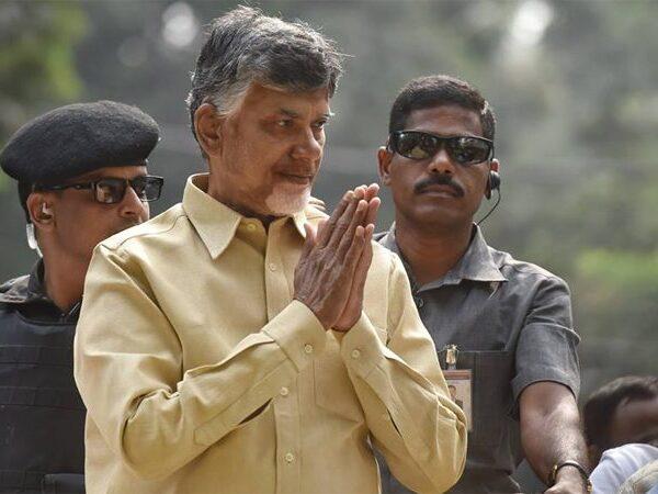 Chandrababu Naidu Welcomes KCR to Andhra Pradesh Politics