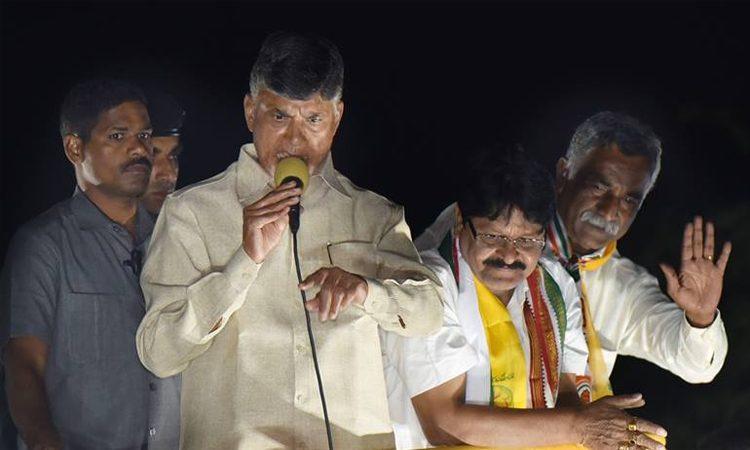 Diffrence between Chandrababu Naidu compared with YS Jagan and Pawan Kalyan