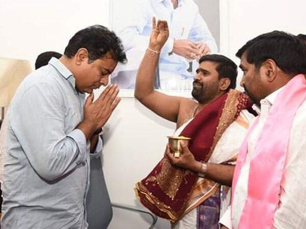 Son-Rise in TRS: KTR Takes Charges as Working President