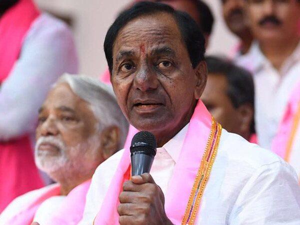That-Is-Smart-KCR-for-Andhra-People!!