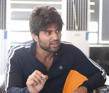 Top director s in que for Vijay Deverakonda
