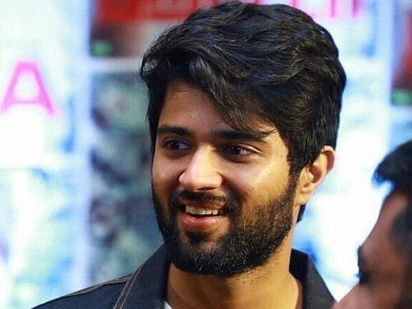 Vijay-Deverakonda---TRS