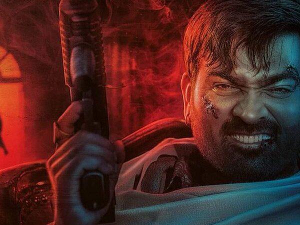 Vijay-Sethupathy-Raising-The-Heat-In-Gangster-Style--Petta