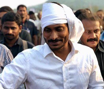 ys-jagan-to-end-padayatra-after-visiting-tirumala-tirupati