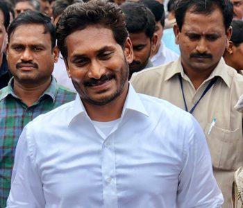 Jagan's-Counter-Plan-for-Chandrababu-Naidu-Freebies